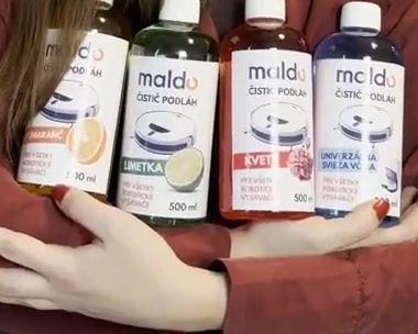 Fľaše čističov s pôvodným názvom Maldo